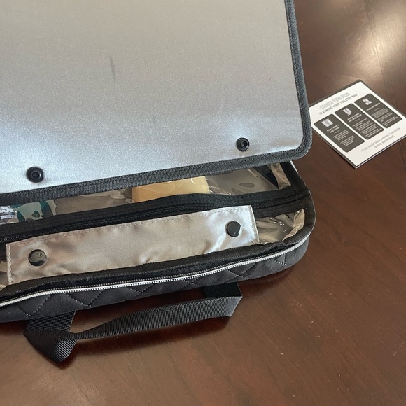 Large (12x9x5) Black Hanging Cosmetic/Makeup Toiletry Bag Waterproof - Picture 7 of 8